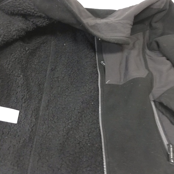 Eddie Bauer fleece sweater - Picture 3 of 4